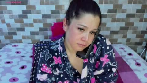 Snapshot of jessica_robertss chatting on 06/23/26, 12:19 jessimodel independient online show from 06/23/26, 12:19