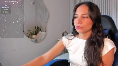 jessica_taylor_22 online show from 04/01/26, 07:22