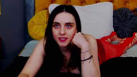 Snapshot of jessica_whitte_ chatting on 04/22/26, 04:26 Jessica White online show from 04/22/26, 04:26