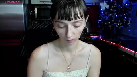Snapshot of jessicaforris chatting on 12/10/24, 10:28 jessicaforris online show from 12/10/24, 10:28