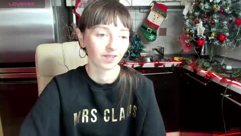 Snapshot of jessicaforris chatting on 12/23/24, 07:28 jessicaforris online show from 12/23/24, 07:28