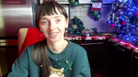 Snapshot of jessicaforris chatting on 01/06/25, 10:57 jessicaforris online show from 01/06/25, 10:57