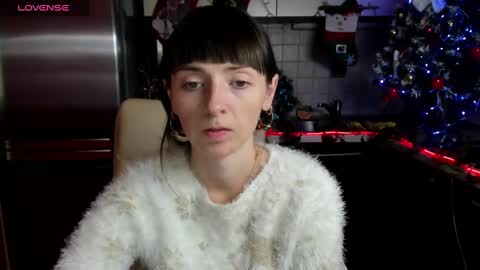 Snapshot of jessicaforris chatting on 01/07/25, 07:42 jessicaforris online show from 01/07/25, 07:42