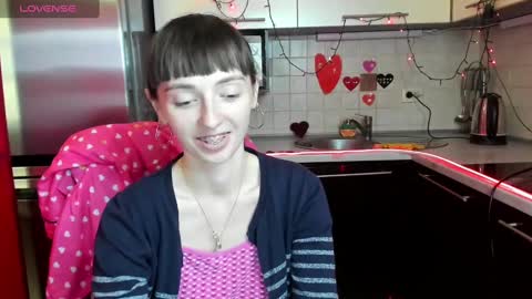 Snapshot of jessicaforris chatting on 02/05/25, 10:51 jessicaforris online show from 02/05/25, 10:51