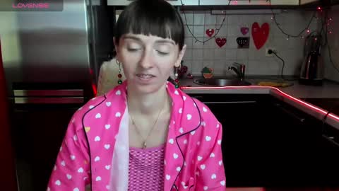 Snapshot of jessicaforris chatting on 02/11/25, 10:48 jessicaforris online show from 02/11/25, 10:48