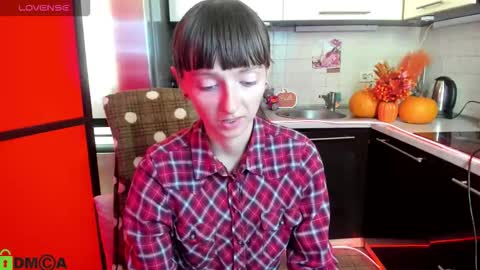 Snapshot of jessicaforris chatting on 09/25/25, 07:01 jessicaforris online show from 09/25/25, 07:01