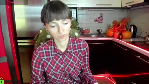 Snapshot of jessicaforris chatting on 10/08/25, 07:06 jessicaforris online show from 10/08/25, 07:06