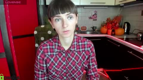 Snapshot of jessicaforris chatting on 10/17/25, 07:11 jessicaforris online show from 10/17/25, 07:11