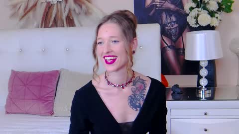 Jessica online show from 12/19/24, 03:41