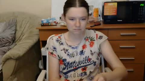 Snapshot of jessicaholland1 chatting on 07/10/26, 06:21 jessicaholland1 online show from 07/10/26, 06:21