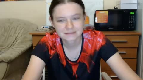 Snapshot of jessicaholland1 chatting on 07/28/26, 06:31 jessicaholland1 online show from 07/28/26, 06:31