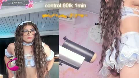 JESSI AND NAOMI online show from 05/24/26, 03:33