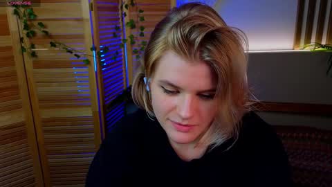 Snapshot of jessicaoconnor chatting on 12/05/24, 07:38 jessicaoconnor online show from 12/05/24, 07:38