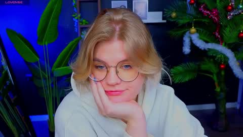 Snapshot of jessicaoconnor chatting on 12/26/24, 03:53 jessicaoconnor online show from 12/26/24, 03:53