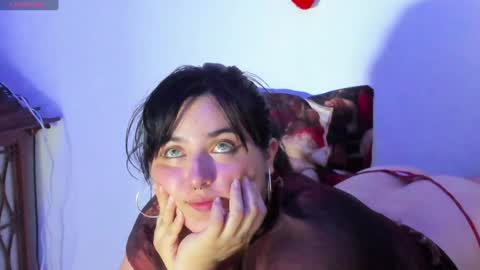 jessicared18 online show from 01/12/25, 01:11