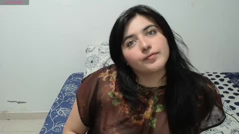 jessicared18 online show from 02/05/25, 10:08
