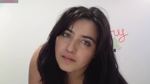 jessicared18 online show from 02/05/25, 01:11