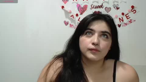 jessicared18 online show from 02/15/25, 10:00