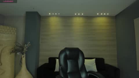 JESS online show from 09/30/25, 10:09