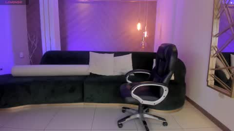 JESS online show from 10/24/25, 09:38