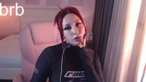 Snapshot of jessie_williams_01 chatting on 12/20/24, 03:03 Your Sweet Angel online show from 12/20/24, 03:03