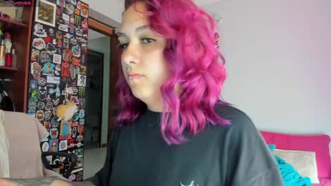 Snapshot of jessie_williams_01 chatting on 02/05/25, 04:14 Your Sweet Angel online show from 02/05/25, 04:14