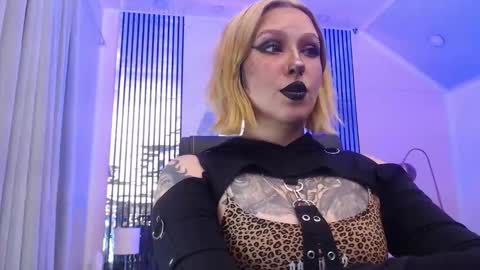 Snapshot of jessie_williams_01 chatting on 01/07/26, 07:49 Your Sweet Angel online show from 01/07/26, 07:49