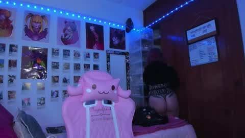 Snapshot of jessie_williams_01 chatting on 02/17/26, 03:51 Your Sweet Angel online show from 02/17/26, 03:51
