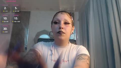 Snapshot of jessie_williams_01 chatting on 06/01/26, 07:37 Your Sweet Angel online show from 06/01/26, 07:37