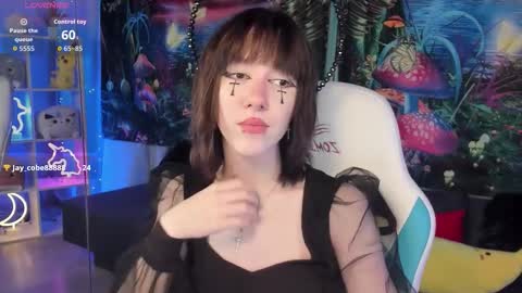 jessiefrost online show from 10/31/25, 03:57