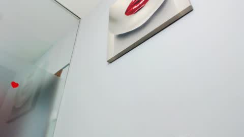 Snapshot of jessiejaye chatting on 01/06/25, 12:02 jessiejaye online show from 01/06/25, 12:02