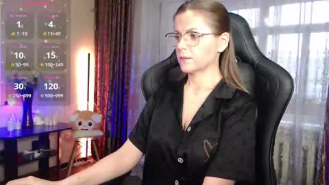 Jess online show from 10/28/25, 01:31