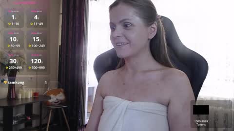 Jess online show from 06/06/26, 01:49
