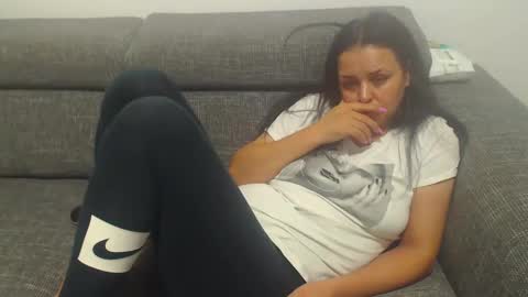 jessiestar3 online show from 02/02/25, 03:10