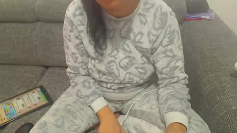 jessiestar3 online show from 02/20/25, 12:47
