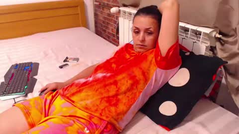 jessiestar3 online show from 07/14/26, 02:05