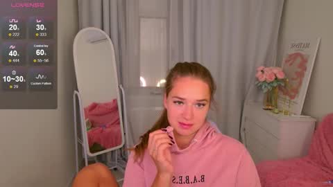 Jessi online show from 10/01/25, 02:23