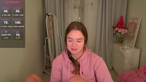 Jessi online show from 11/03/25, 01:56