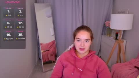 Jessi online show from 04/26/26, 01:42