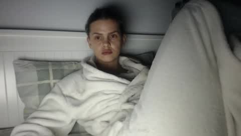 jessieryan online show from 11/21/25, 03:11