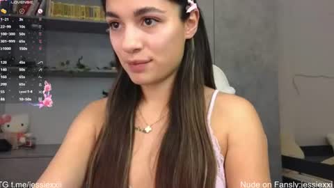 Jessie   TG channel  online show from 06/17/26, 02:03