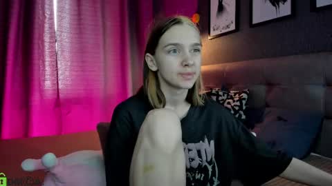 Jessie online show from 07/14/26, 09:25