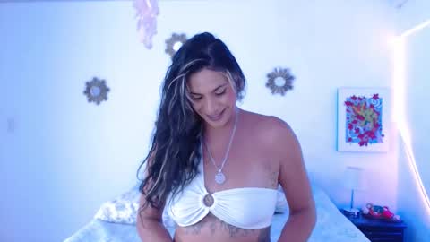 Snapshot of jessigomez chatting on 10/15/25, 02:06 JESSI GOMEZ online show from 10/15/25, 02:06