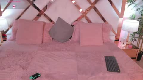 JESSICA STONNE online show from 07/07/26, 02:03