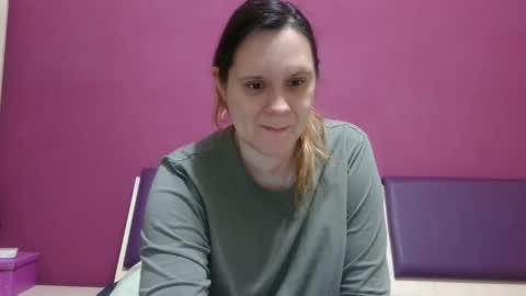 jessika97 online show from 12/18/24, 06:43