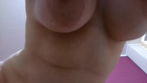 jessika97 online show from 01/08/25, 09:42