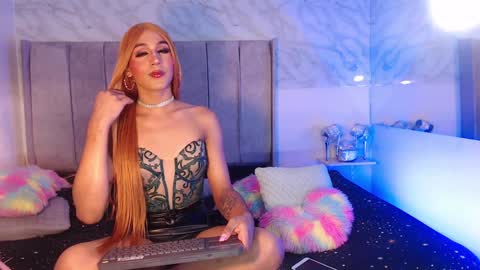 JESS online show from 01/10/25, 01:09