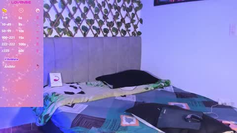 JESS online show from 10/15/25, 01:39