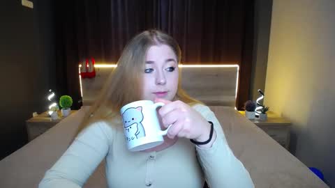 Snapshot of jessikadaniels chatting on 10/07/25, 06:43 Jess online show from 10/07/25, 06:43