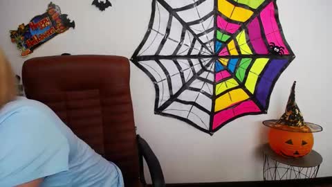 Snapshot of jessikadaniels chatting on 10/17/25, 07:22 Jess online show from 10/17/25, 07:22